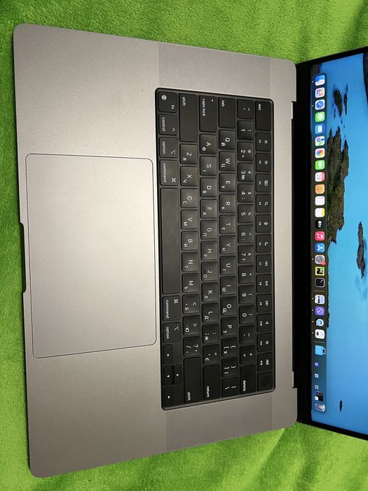 MacBook Pro 16, 2021 M1