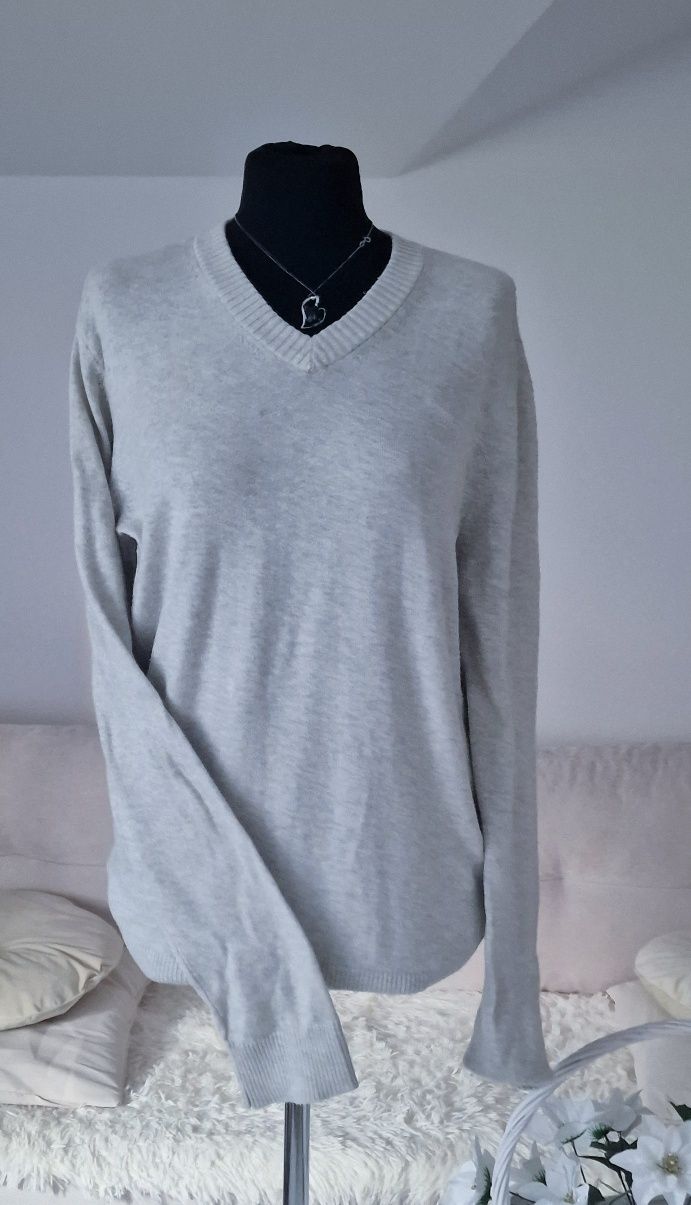 Sweterek z kaszmirem" Abercrombie ."