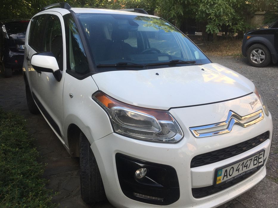 Citroen C3 Picasso 2013 1.4 газ/бензин економний