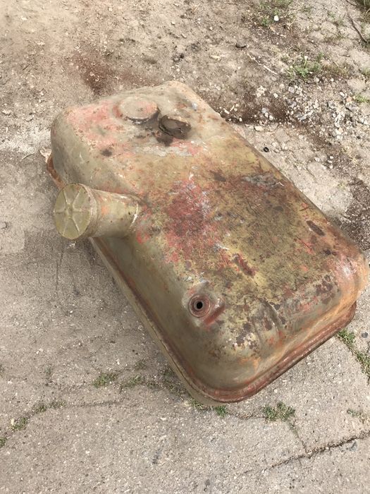 Продам бензобак на ЗИЛ колхозник