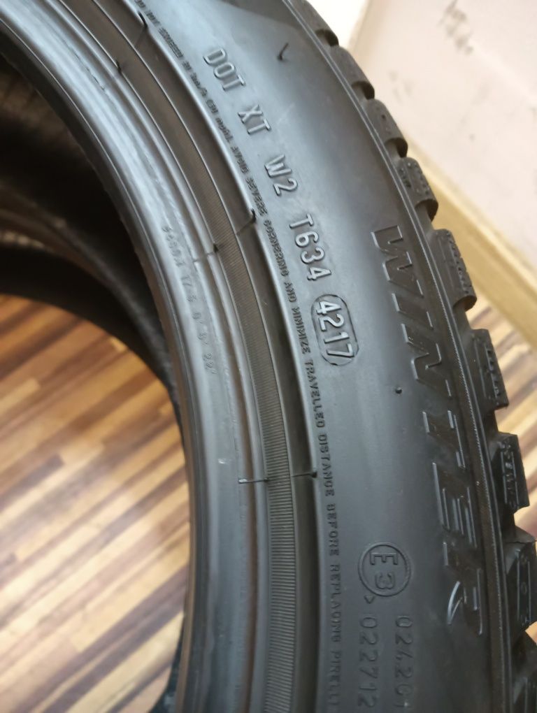 245/45/19 Pirelli Sottozero 3 Opony Zimowe komplet