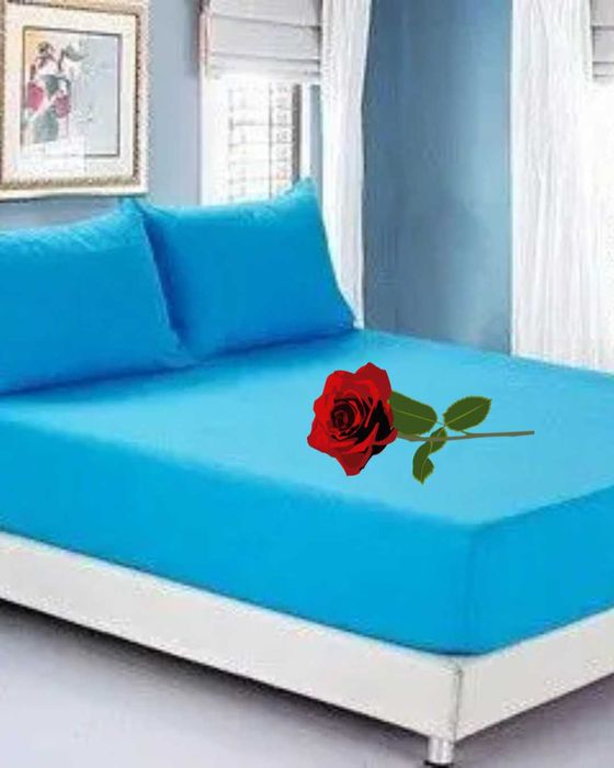 Махрове простирадло з наволочками 160х200х30 см на резинці.