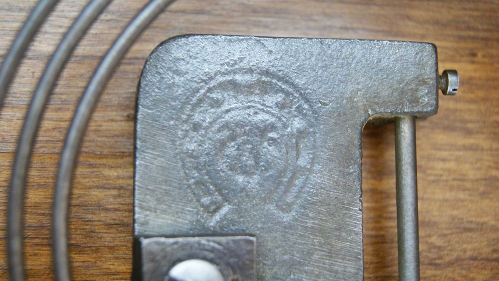 235 Zegar wiszący mechaniczny Carl Werner antyk