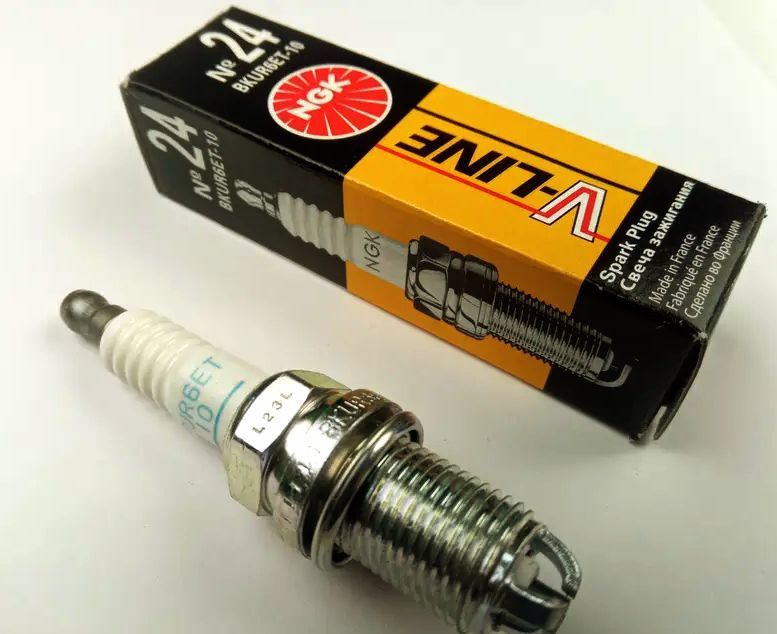 Свічки запалення NGK V-Line 24/3045 (BKUR6ET-10)