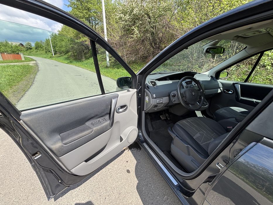 Renault Scenic Автомат 1,6 бензин