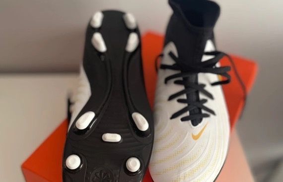 Chuteiras Nike Phantom