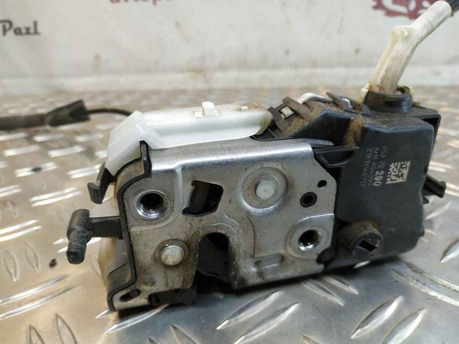 Peugeot/Citroen 5008 2009-16 замок дверей перед R 6 пін ZK0728 9800623