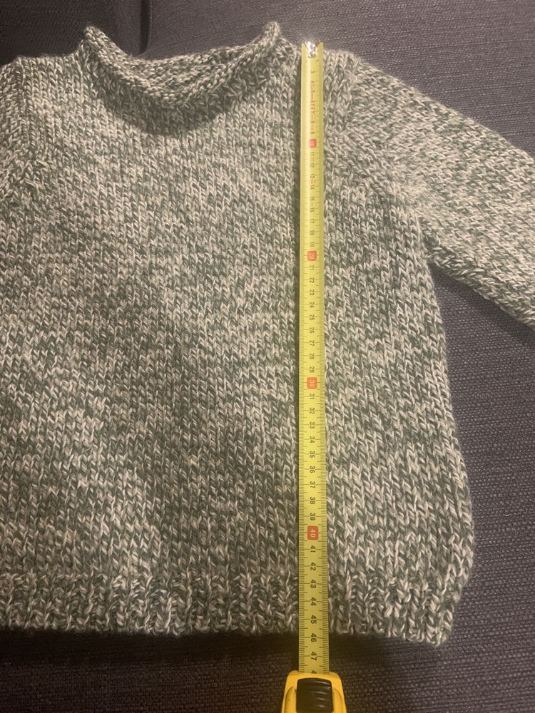 Sweterek ręcznie robiony na drutach, handmade, Rozm 122-128
