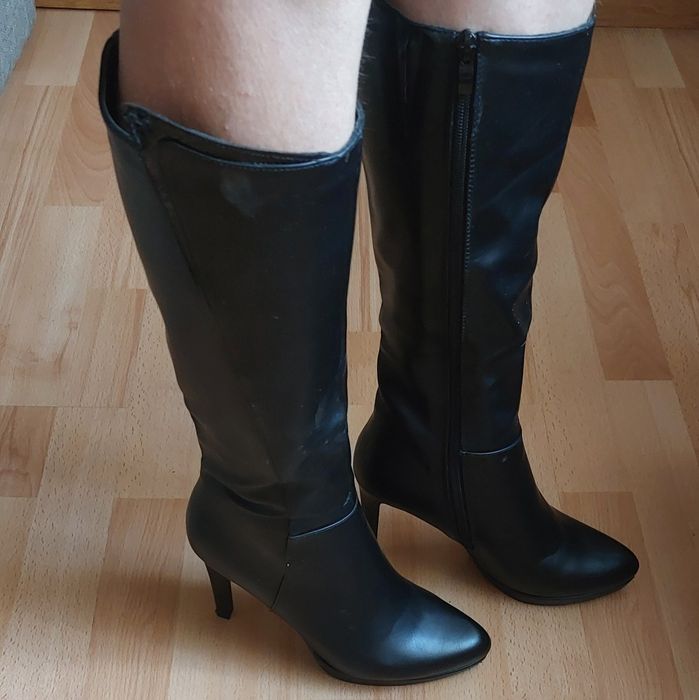 Kozaki na szpilce r. 38