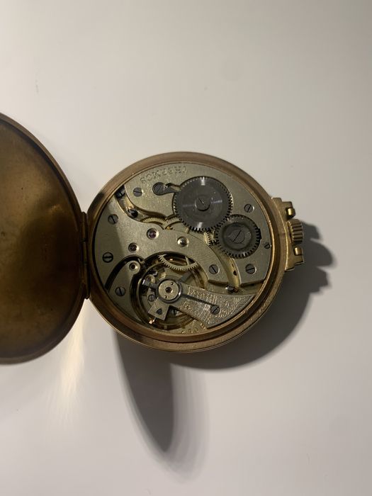 Relógio de bolso antigo banhado a ouro