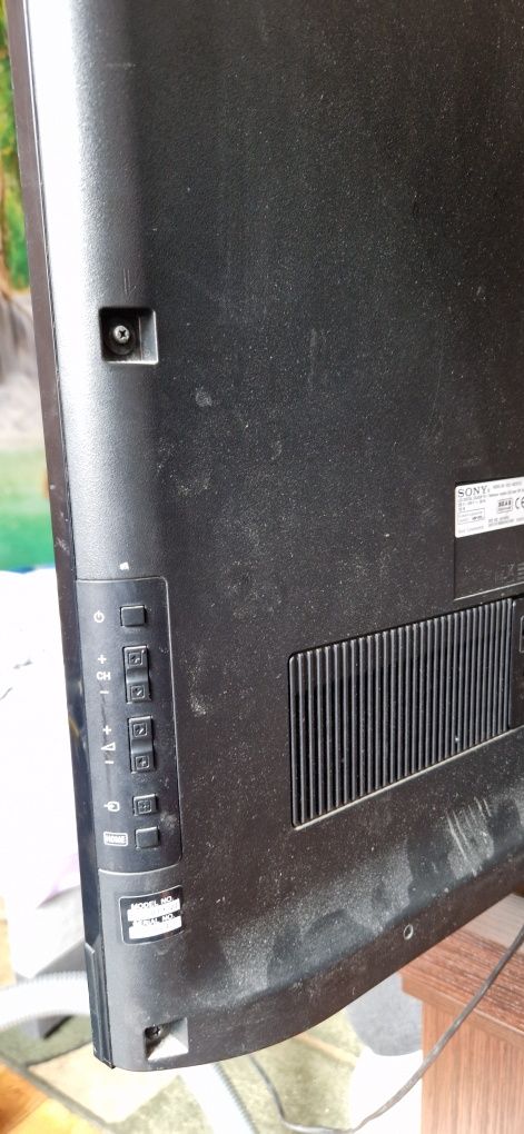 Tv sony KDL-46EX723 uszkodzony jak na zdj.