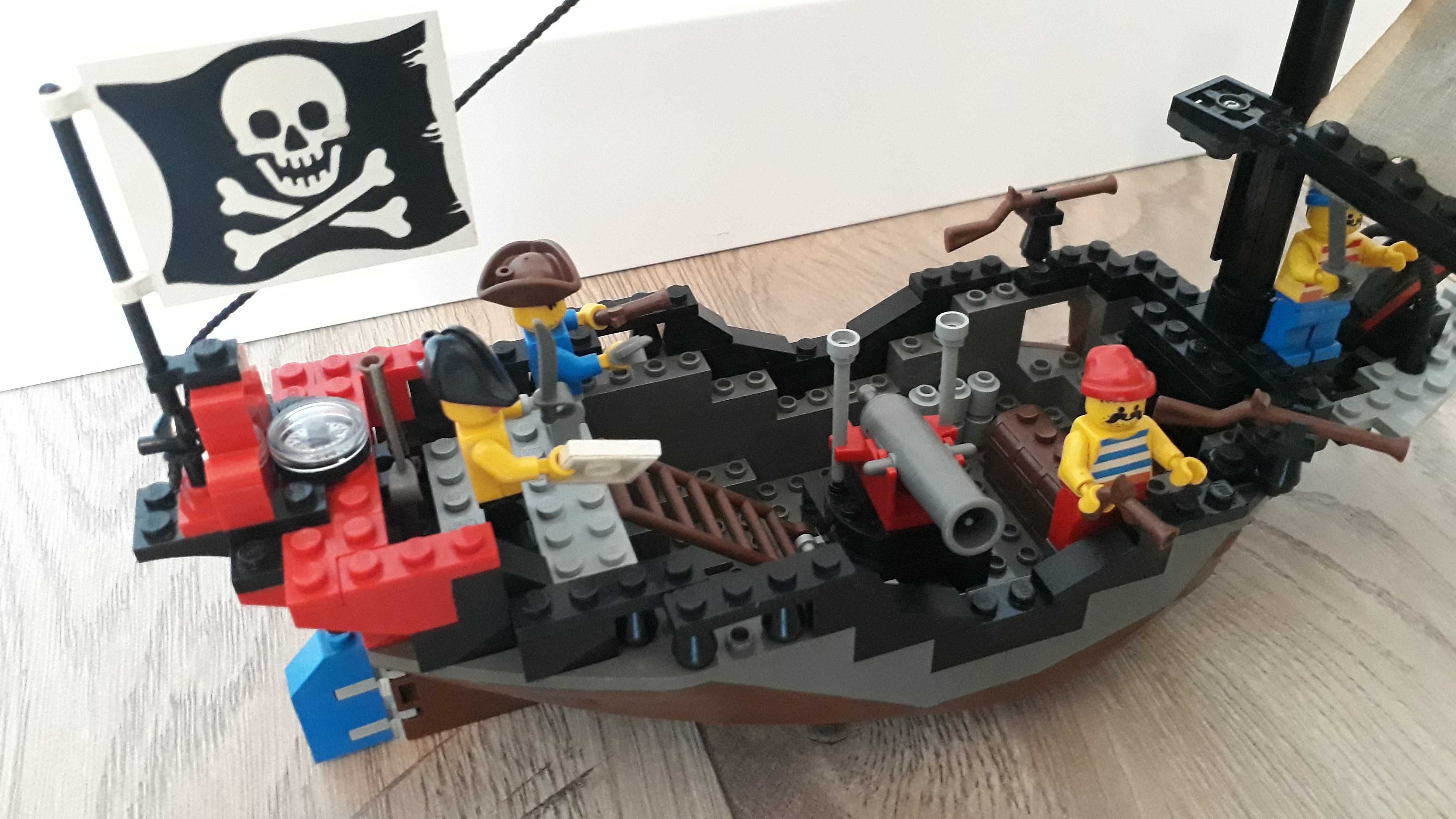 Lego Pirates 6268 - Renegade Runner