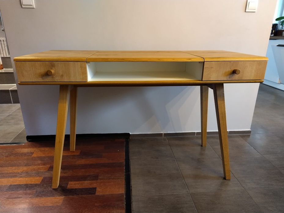 Toaletka z lustrem Vox