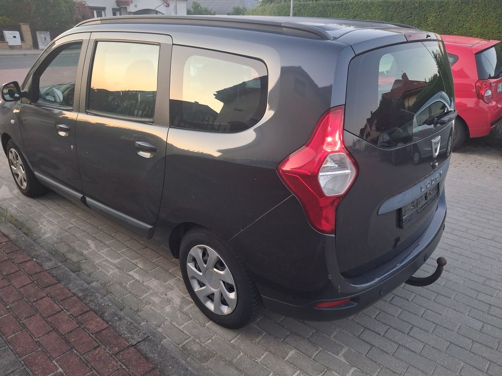Dacia Lodgy 1.6 MPI 85 Laureate z klimą elektryką modell 2013