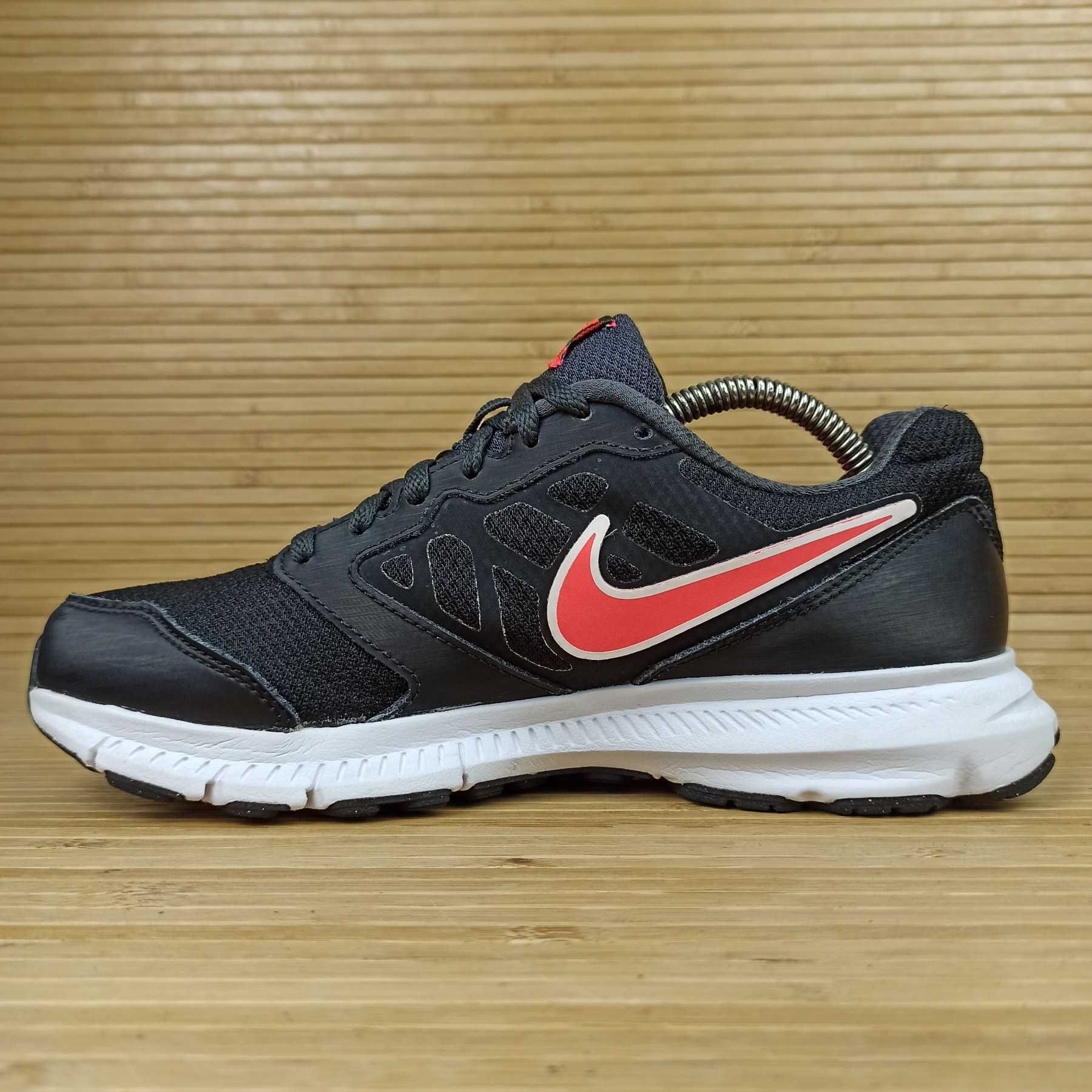 Кросівки Nike Downshifter 6 Розмір 38,5 (24,5 см.)