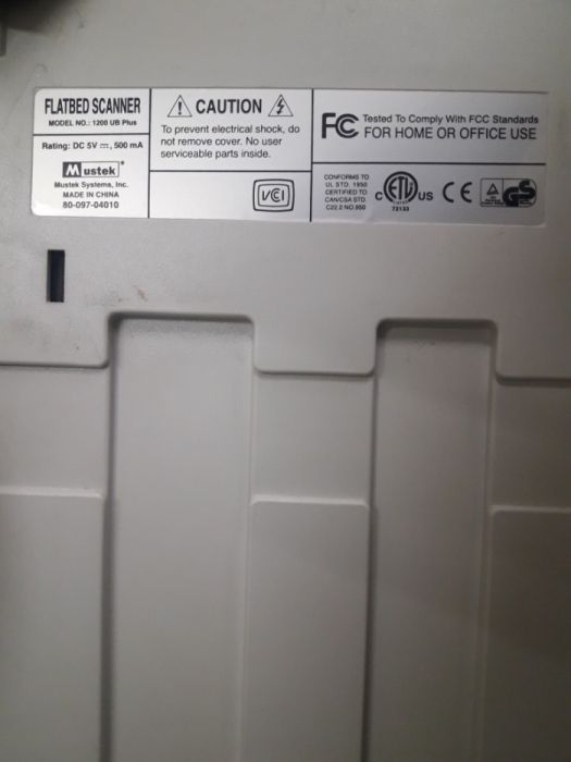С упаковкой Сканер Mustek 1200 UB PLUS