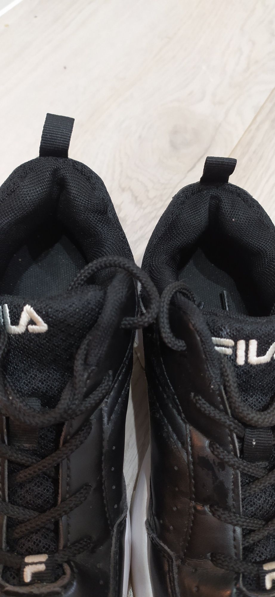 Sneakersy Fila czarne 34