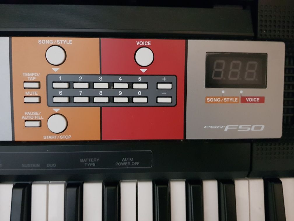 Piano Yamaha fsr f50