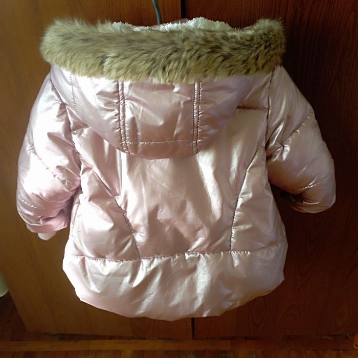 Зимняя куртка на девочку 1,5-2 года