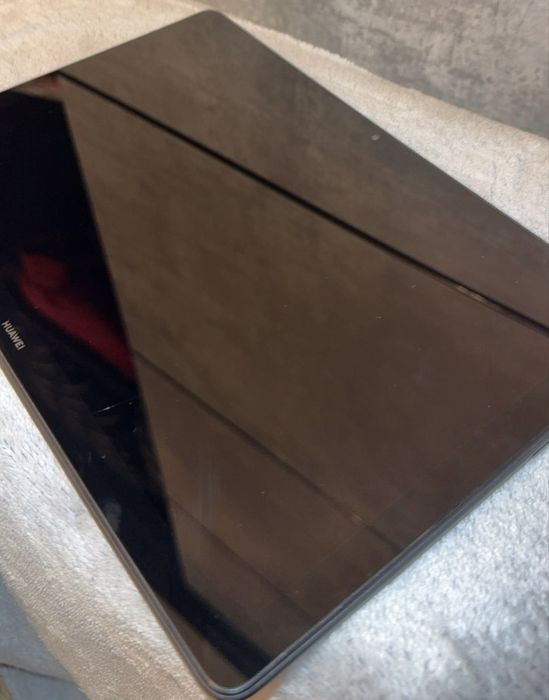 tablet HUWAEI MediaPad T5 sprawny!