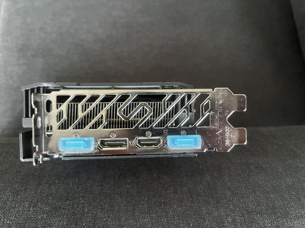 Sapphire Pulse AMD Radeon RX 6700 XT 12GB