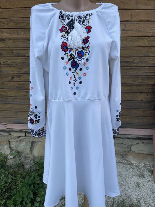 Вишите плаття дуже гарне