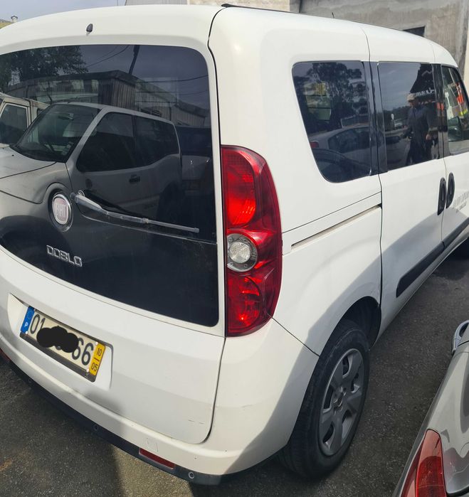 Fiat doblo 1.3 multijet 5 lugares