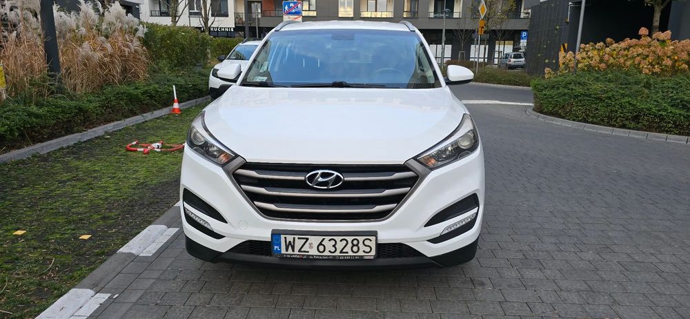 Hyundai Tucson Polski Salon i bezwypadkowy spalanie 5litrów Euro6 nawigacja