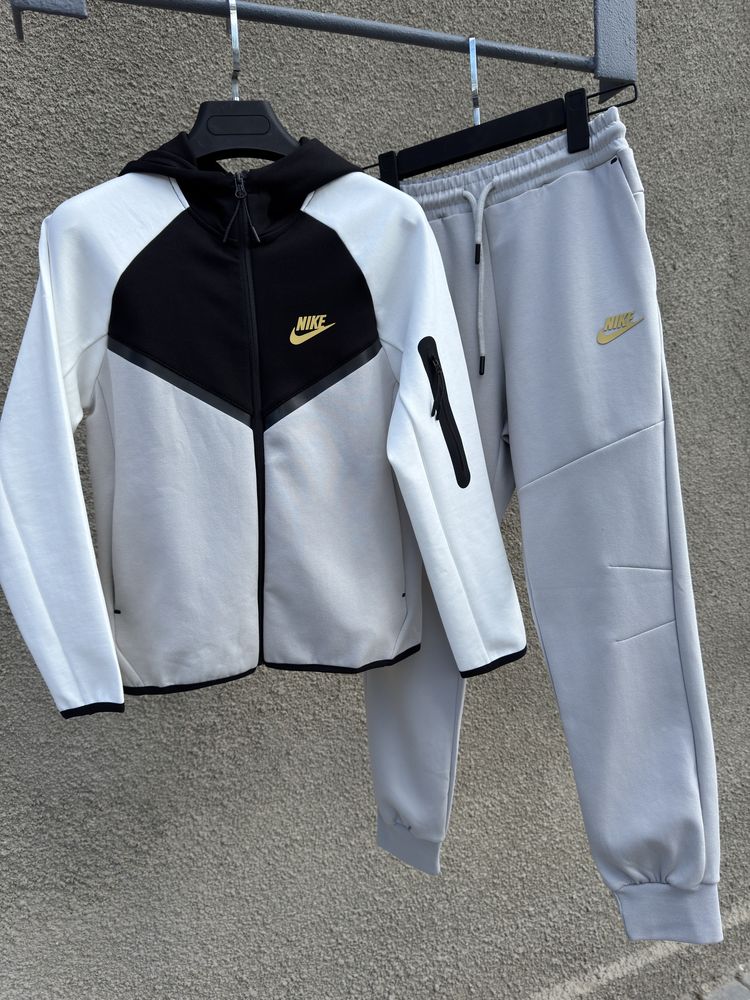Підлітковий костюм Nike Tech Fleece р140-176