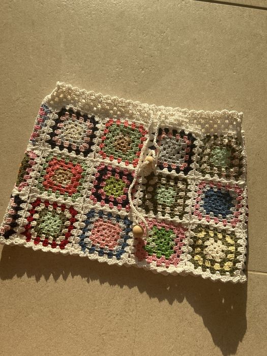 Saia de croche para criança