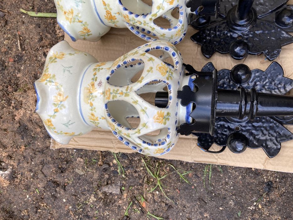 Par de apliques pintados à mão