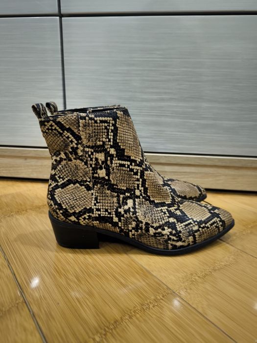 Ковбойки, козаки, ботильйони