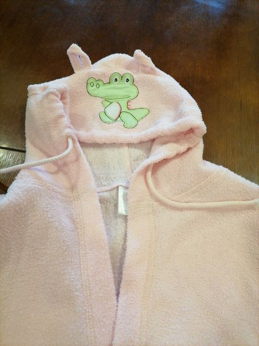 Szlafrok dla dziewczynki jasnoróżowy