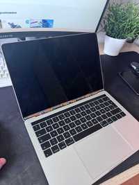 MacBook Pro A1706 - na części