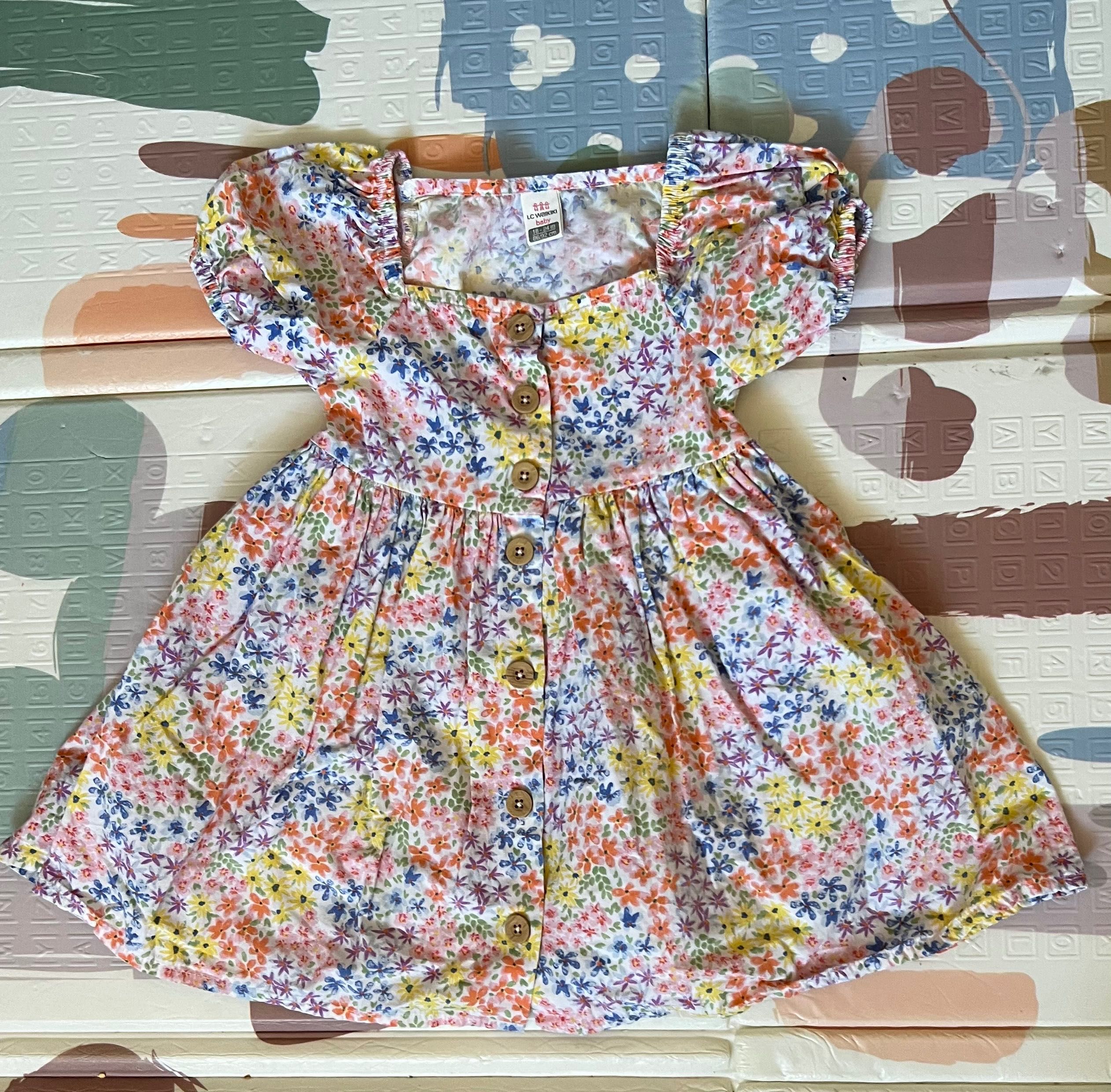 Платье на девочку 6-9 месяцев ,9-12 месяцев