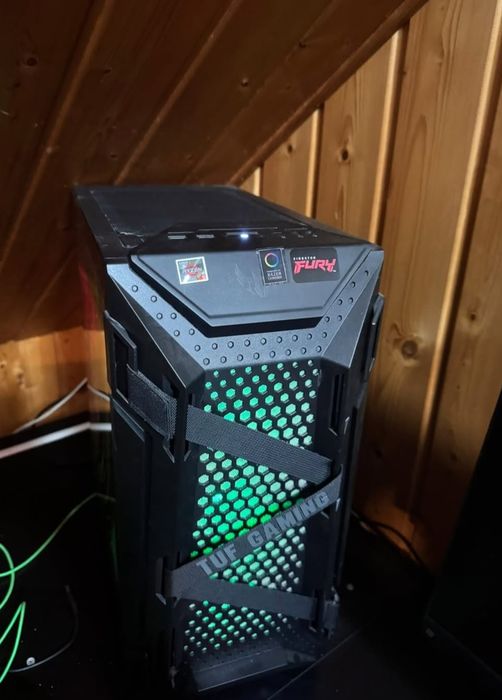 PC Ryzen 5 5600X, RTX 3050, 16GB DDR4