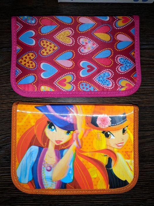 Пенали для ручок та олівців