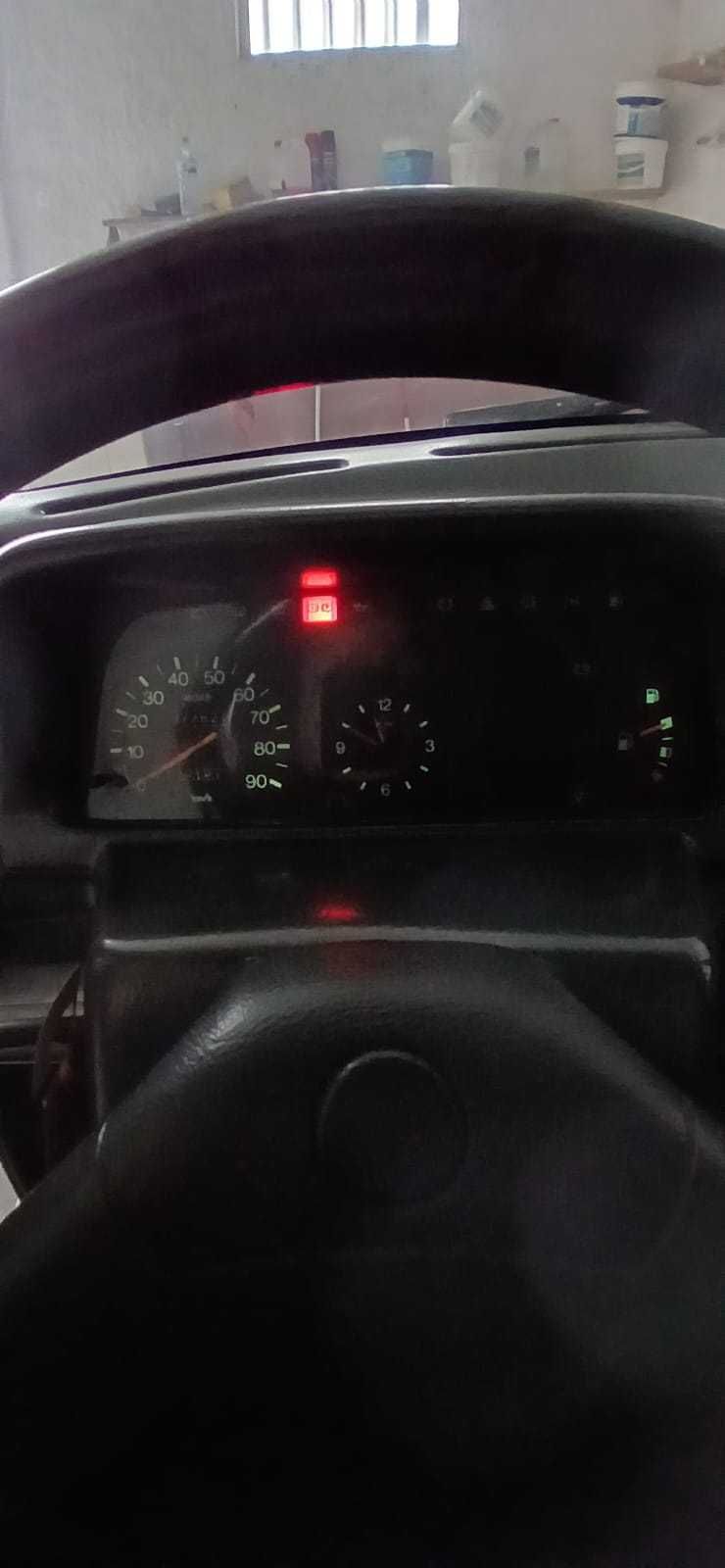 Vende-se Quadriciculo/Motivo Doença Em Bom Estado