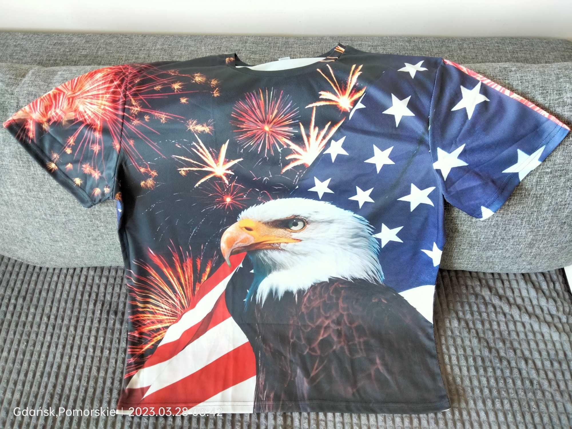 Męski t-shirt z motywem orła