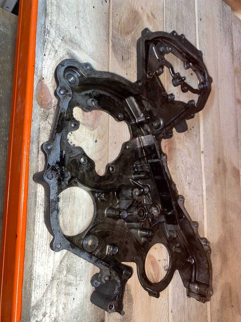 Задня кришка ременя ГРМ Nissan Navara D40 Pathfinder R51 2.5dci
