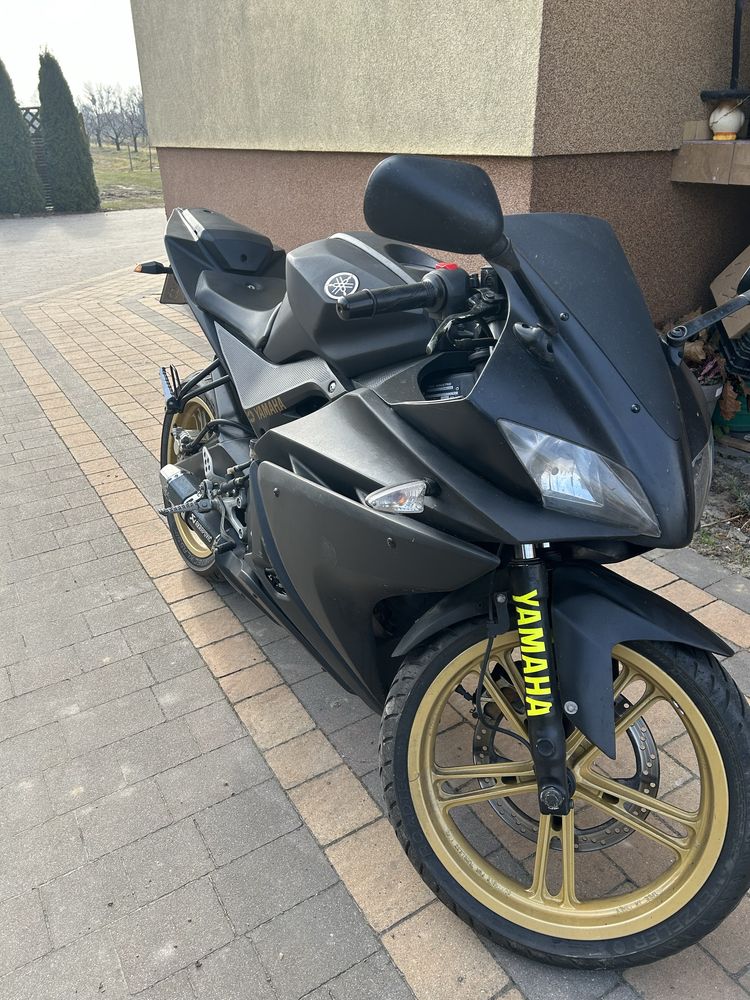 Motocykl Yamaha Yzf R125