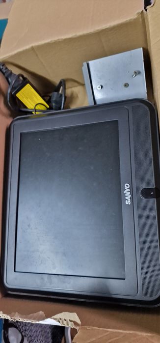 TV Sanyo + suporte de parede