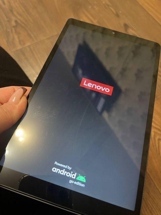 Продам планшет Lenovo Tab M8