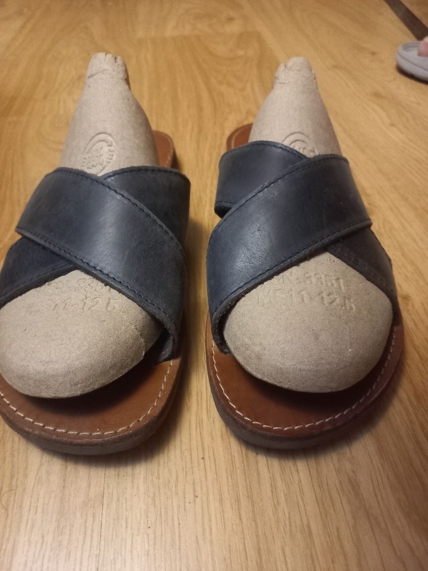 Мужские новые кожаные шлепанцы Tsakiris Sandals 44 p.