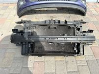 Передняя панель телевизор Ford Fiesta MK6