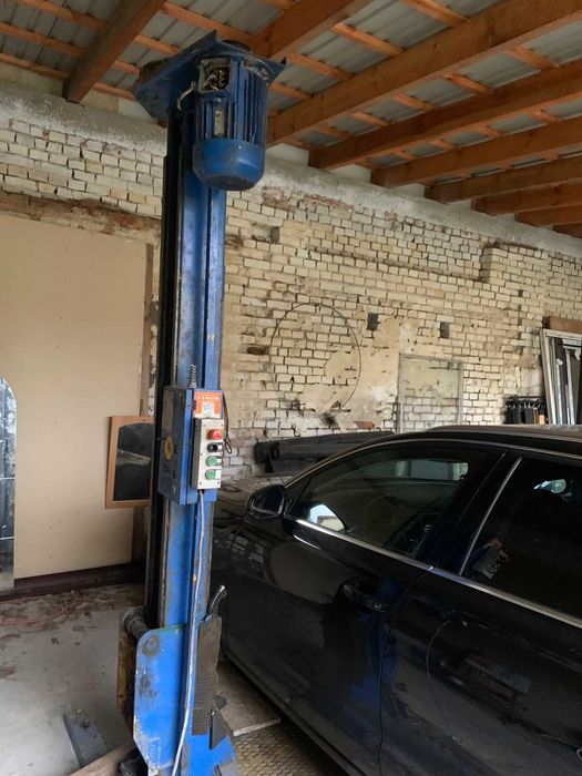 Podnośnik warsztatowy 2 kolumnowy AFV Sopron