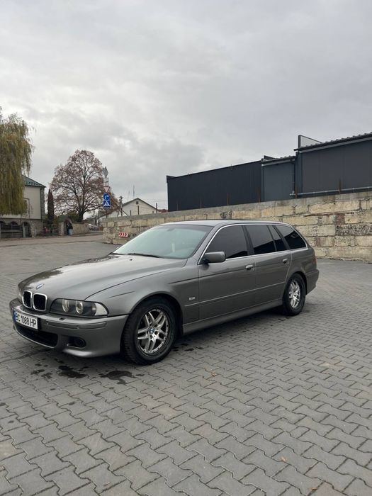 BMW e39 2002 рік автомат