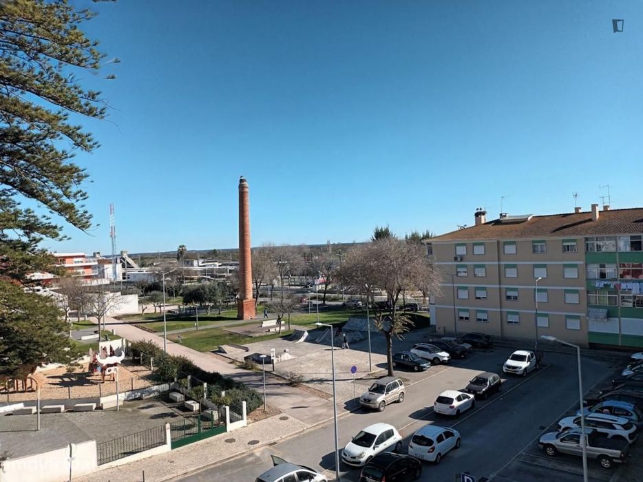 Quarto - localizado em Lisbon