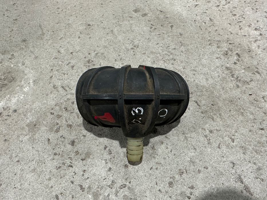 Патрубок воздушный Opel Omega A Senator B 2.6 90354338