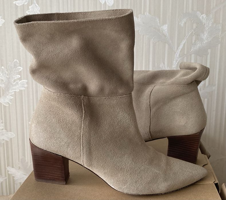 Замшеві ботильйони ZARA Soft